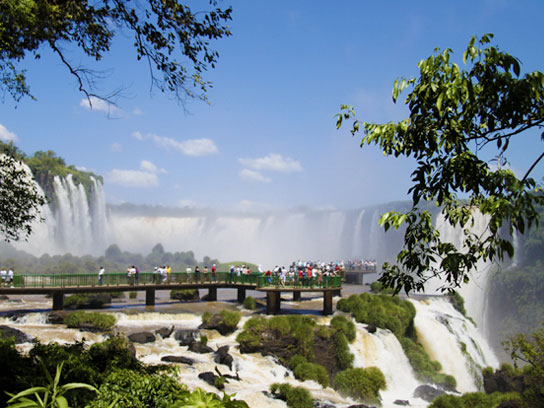 04-waterfalls-iguazu-argentina-fsl