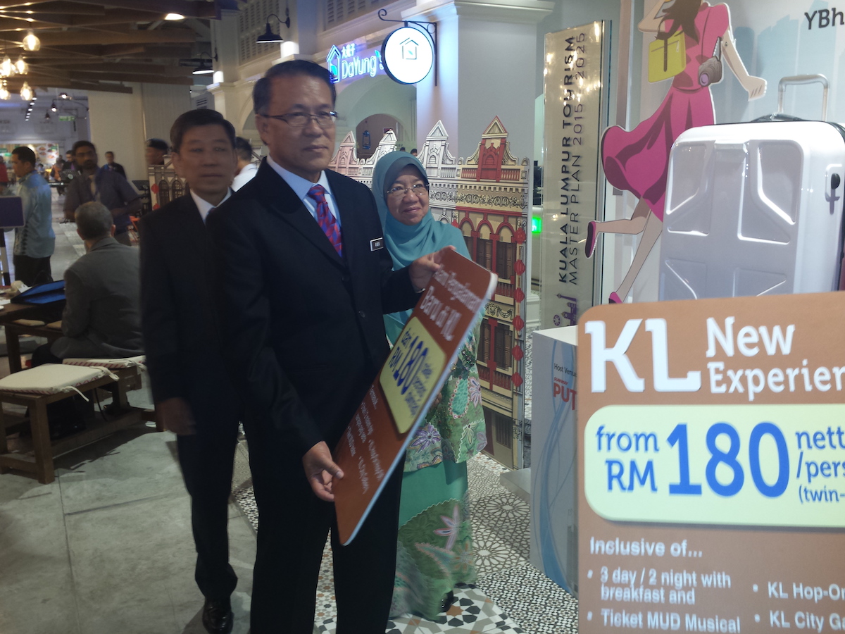 20151015_kl_mayor_mhd_amin_nordin_launch_kl_dekat_je_tour_package