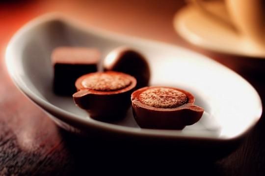 Learn how to make delicious chocolates in Saint Lucia. (Photo: 96dpi/Flickr)