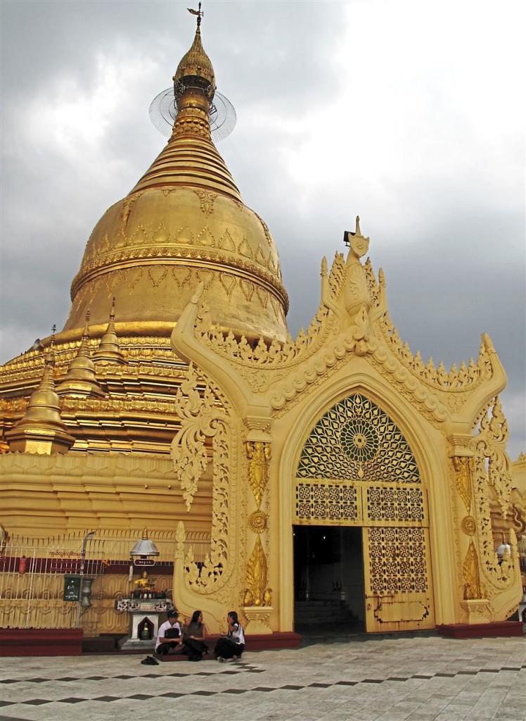 The grand entrance of a stupas in Myanmar. Photo: Wikimedia Commons/Francisco Anzolo